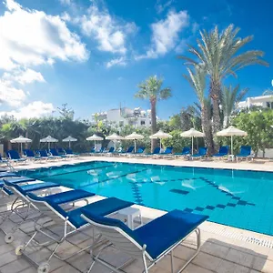 Apartmanhotel Pavlinia & ***