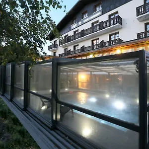 hotel-restaurant-la-buffe.hotels-rhonealpes.com/